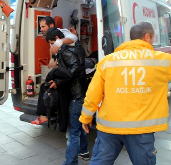Dünür ailelerin kavgası kanlı bitti