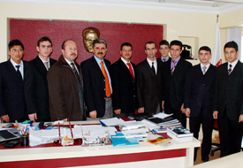 Almanya'ya gidecek öğrencilerden ziyaret