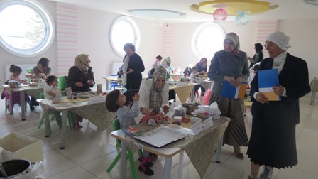 Anne-Çocuk aşure yarışması düzenlendi