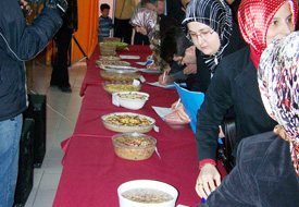 Beyşehir'de aşureler yarıştı