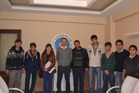 TÜRKAV öğrencileri bu yıl da unutmadı