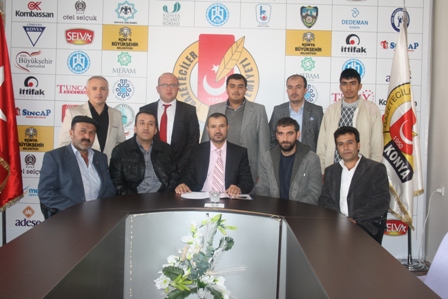“Mahallenin bakkal amcasını geri getireceğiz”