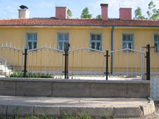 Sağlık ocağı kaderine terk edildi