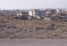 İcralık arsalar ihale ile satıldı