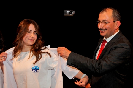 Diş Hekimliğinde beyaz önlük coşkusu  