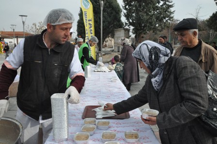 Ribat Eğitim Vakfı'ndan Aşure Etkinliği