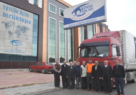 Kimse Yok Mu Derneği'nden Reyhanlı'daki Suriyeli Mültecilere Yardım