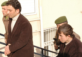 Define avcıları yakalandı