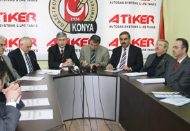 AK Partili vekiller KGC'yi ziyaret etti