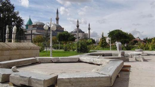 Mevlana Müzesi'ndeki Şeb İ Arus Havuzu'nun kaldırıldığı iddiası