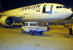 THY uçağı arızadan rötar yaptı