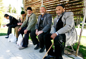 Gonyalıca Gonuşmanın Adabı