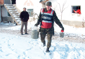 Jandarmadan esrar operasyonu