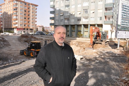 Zümrüt Apartmanı’nın  yerine bakın ne yapılıyor