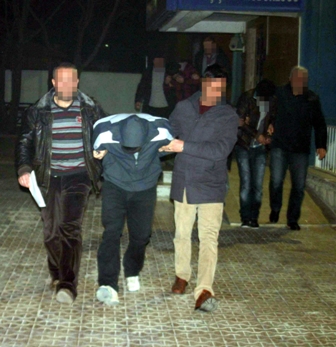 Konya polisi bir gecede 9 hırsızı yakaladı