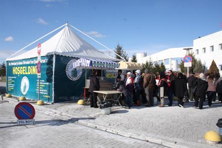 Karatay Belediyesinden salep ikramı