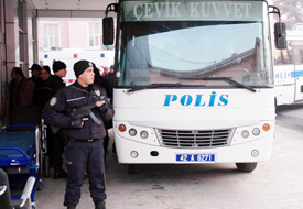 Ahtapot'ta gözaltı 60'a yükseldi
