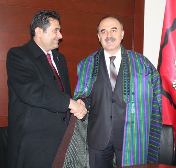 Afgan Heyetinden Vali Erol’a ziyaret