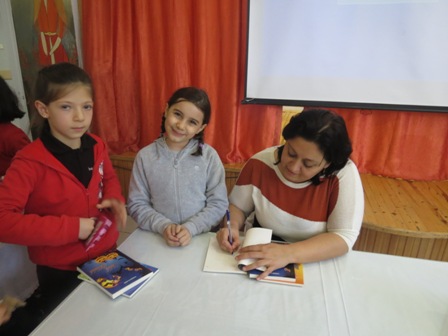 Özel Başak Koleji öğrencileri Feride İlgün’le buluştu