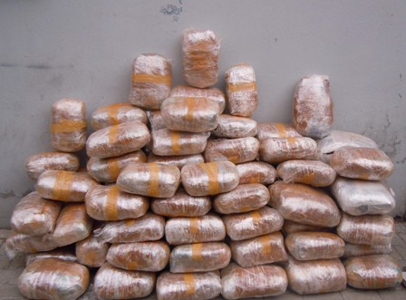 Özel zulada 120 kilo esrar Nil'e takıldı