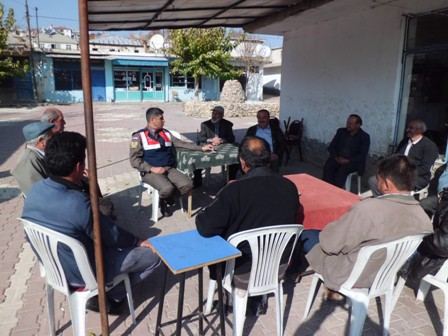 Beyşehir’de jandarmadan trafik eğitimi