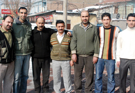 Altın günü parası ile Umreye gidiyorlar