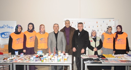 Yetimler için satışa çıkarttı