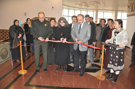 "Çocuk Gelinlere Hayır" sergisi
