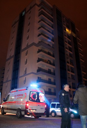 10. kattan düşerek öldü