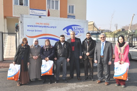 Kimse Yok Mu'dan 85 aileye gıda yardımı