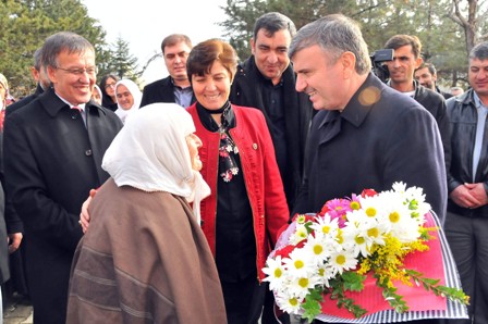 Başkan Akyürek  beldeleri ziyaret etti