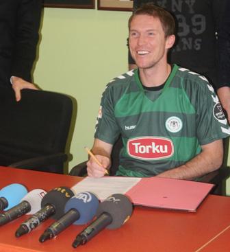 Hleb resmen Konysapor'da