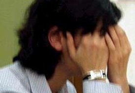 16 yaşında kızı 100 erkeğe pazarladılar