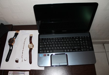Laptopu gömen hırsızlar yakalandı