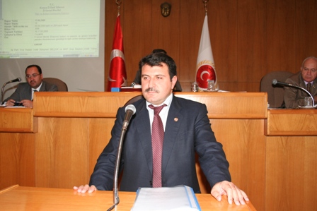 Başkan Selvi, Hasan Uzmanı kutladı