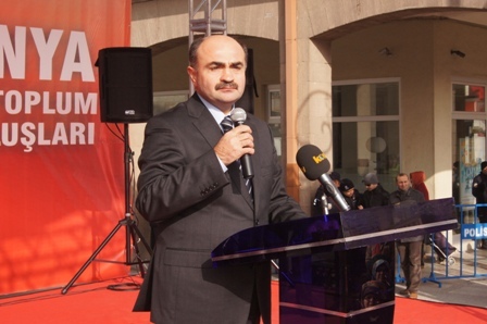Karanlık güçler, milletimizi hareket edemez hale getirmeye çalışıyor