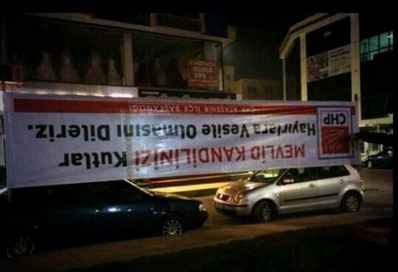 Kandili ters kutladılar