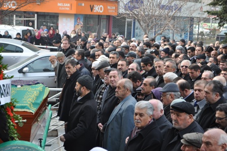 Zeliha Akdeniz vefat etti