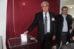 Beyşehir Şoförler ve Otomobilciler Odası Başkanı Faruk Aydın, güven tazeledi