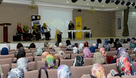 Lokallerden mevlid kandili programı