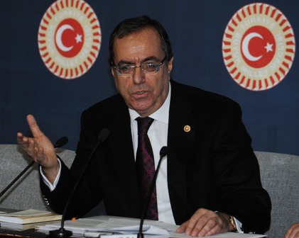 Kart'tan, AK Parti mitingi açıklaması