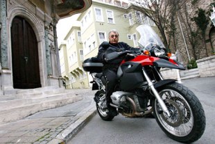 Ney de üflerim hız da yaparım
