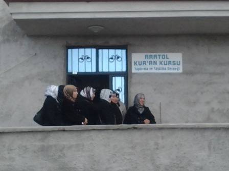 Kadın Kolları ziyaretlerine devam ediyor