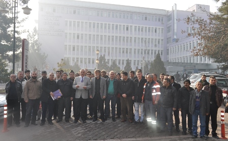 Karayollarında çalışan taşeron işçilerden vizite eylemi