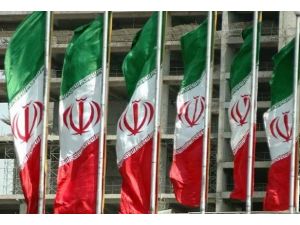 İran'dan Petrol İhracatını Azaltma Çabalarına Ara