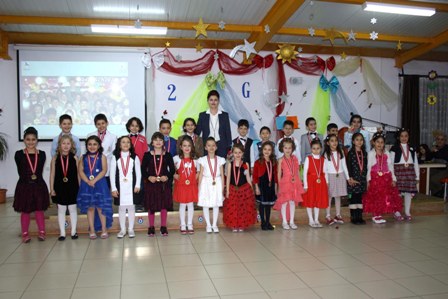 Miniklerden muhteşem gece