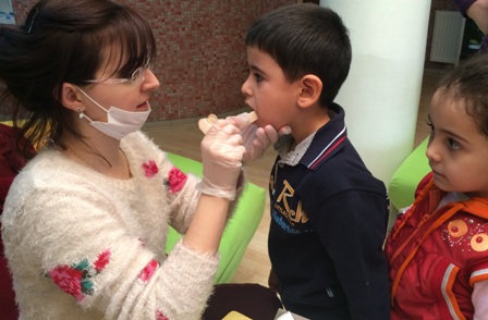 Öğretmen Fuat Altan Anaokulu’nda diş taraması yapıldı