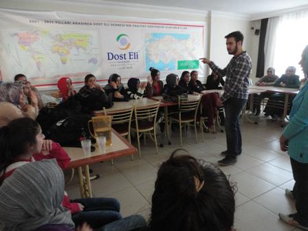 Anne ve çocuklar için eğitime devam