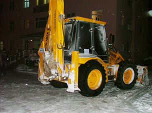 Altınekin belediyesine yeni iş makinesi