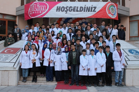 Enderun Liseleri’nde bilim  şenliği büyük ilgi gördü